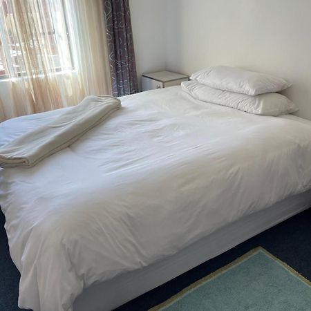 The Oasis Accommodation Luderitz Bagian luar foto