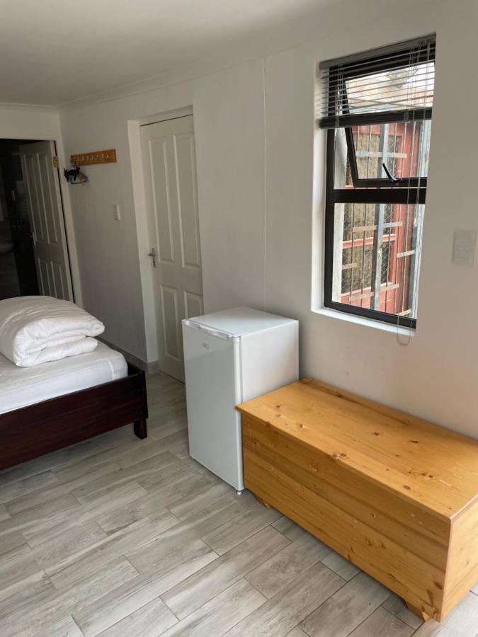 The Oasis Accommodation Luderitz Bagian luar foto