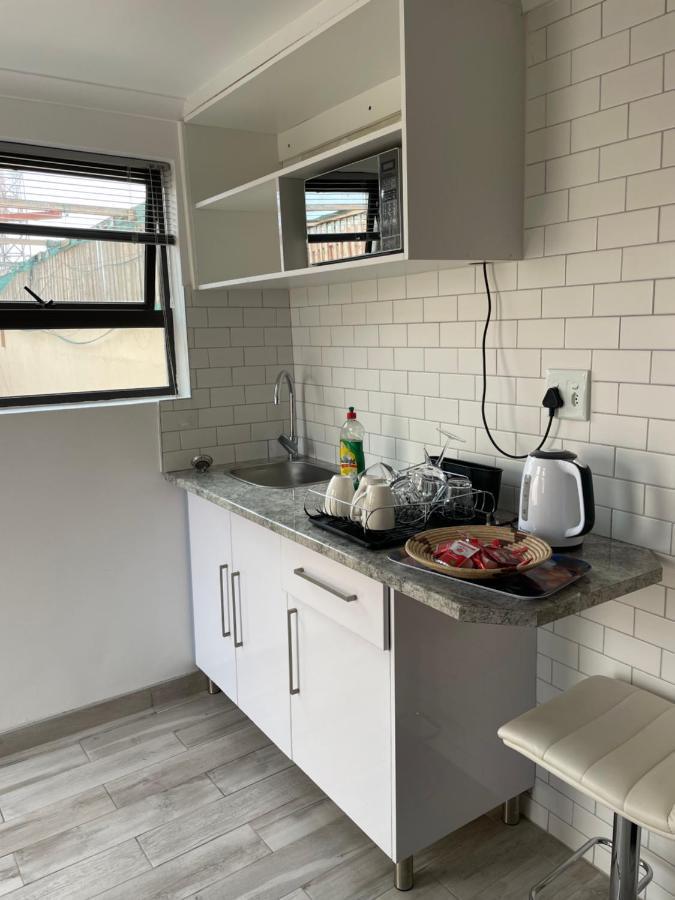 The Oasis Accommodation Luderitz Bagian luar foto