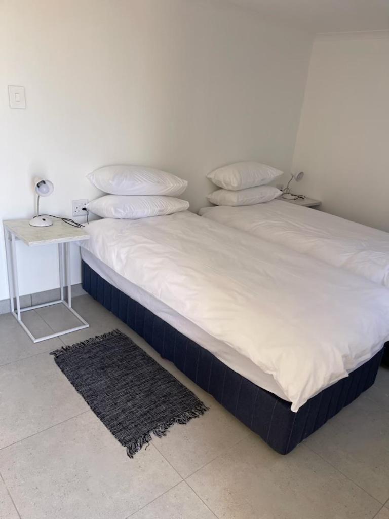 The Oasis Accommodation Luderitz Bagian luar foto