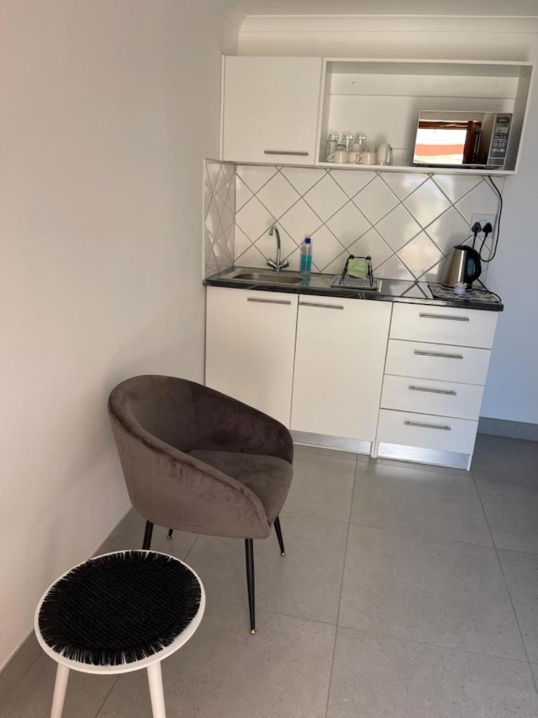 The Oasis Accommodation Luderitz Bagian luar foto